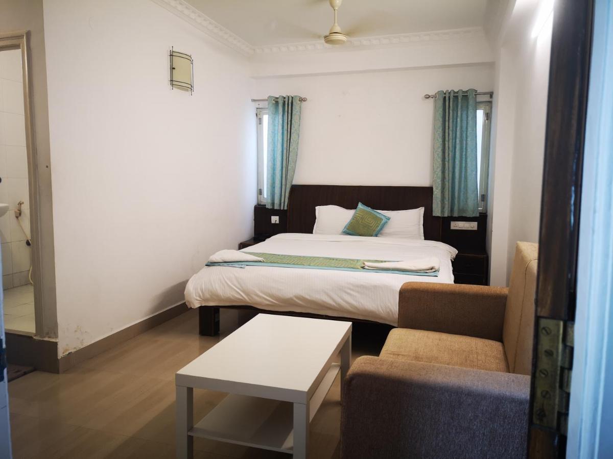 Aum Hotel Puttaparthi Eksteriør bilde